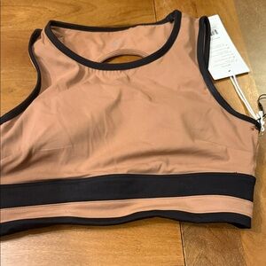 Women's Nude & Black Sports Bra - cutest back